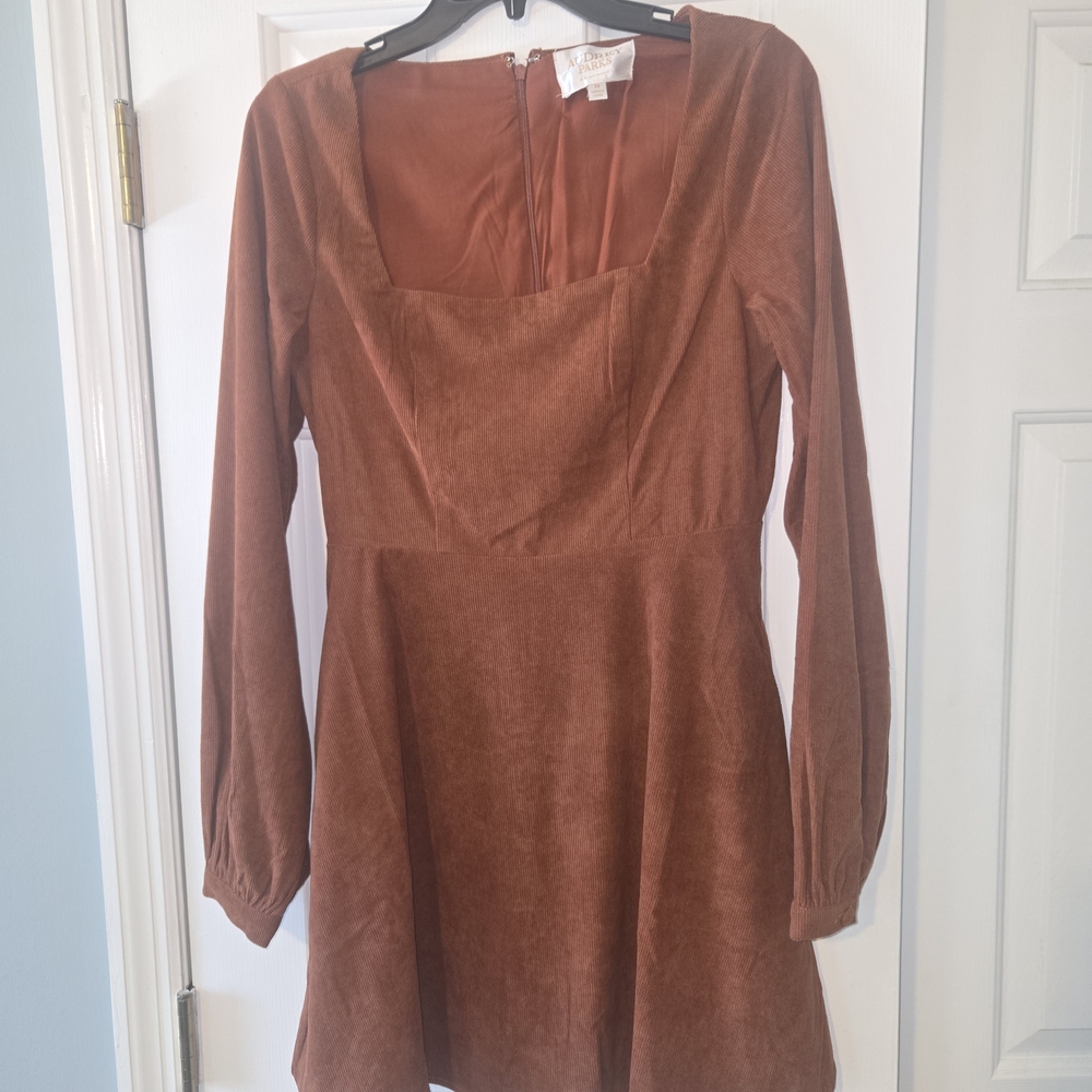 Chic Long Sleeve Brown Dress